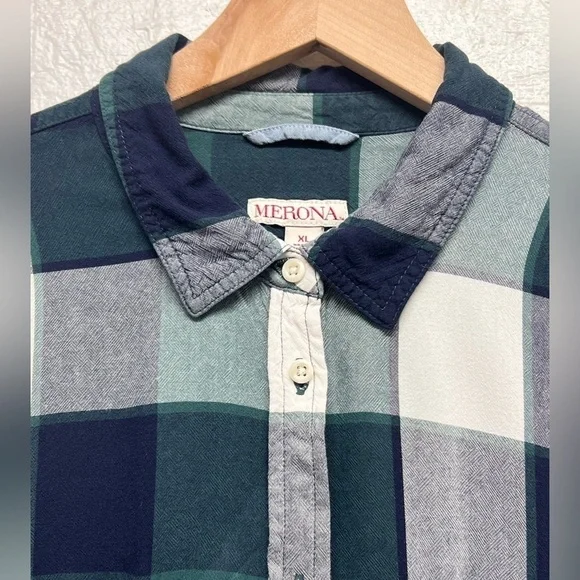 WOMEN’S - Merona Plaid Flannel Button Up Shirt - XL - Picture 6 of 10